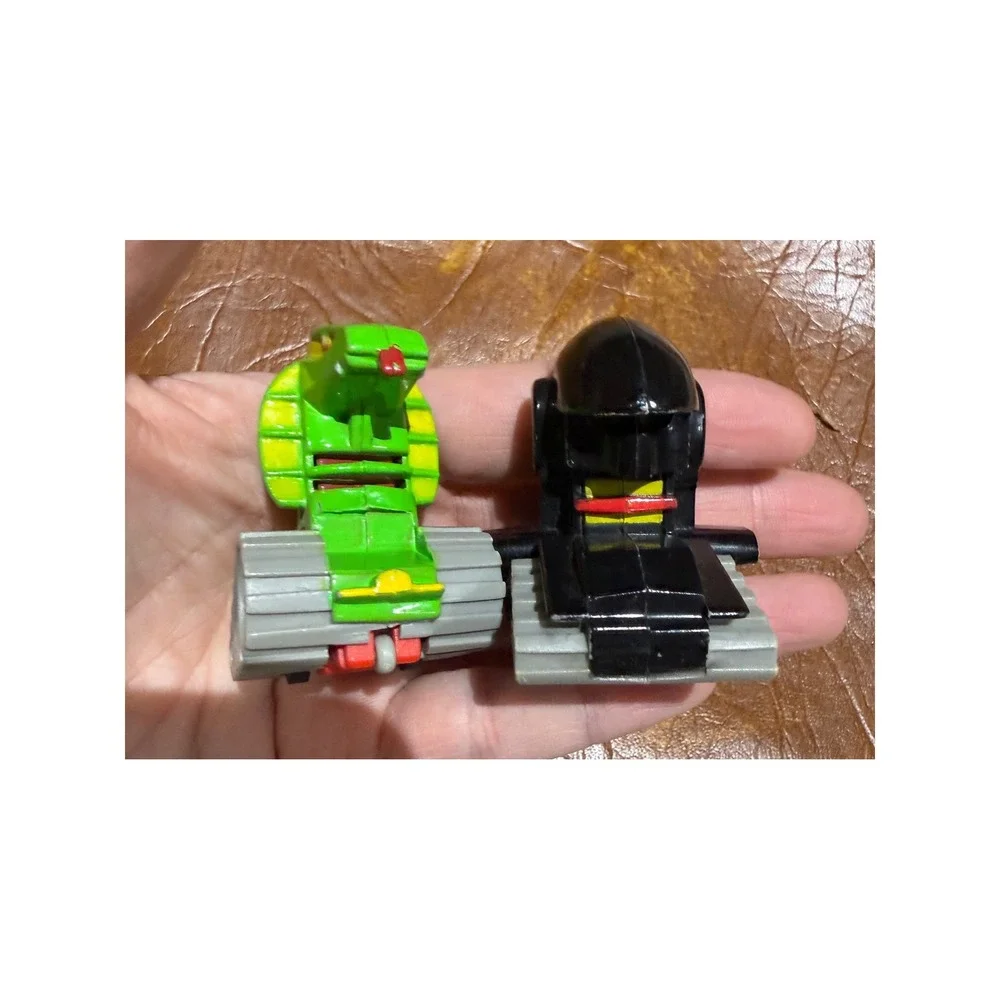 Vintage 1985 Set‎ of 2 Runaway Robots McDonalds Happy Meal Toys